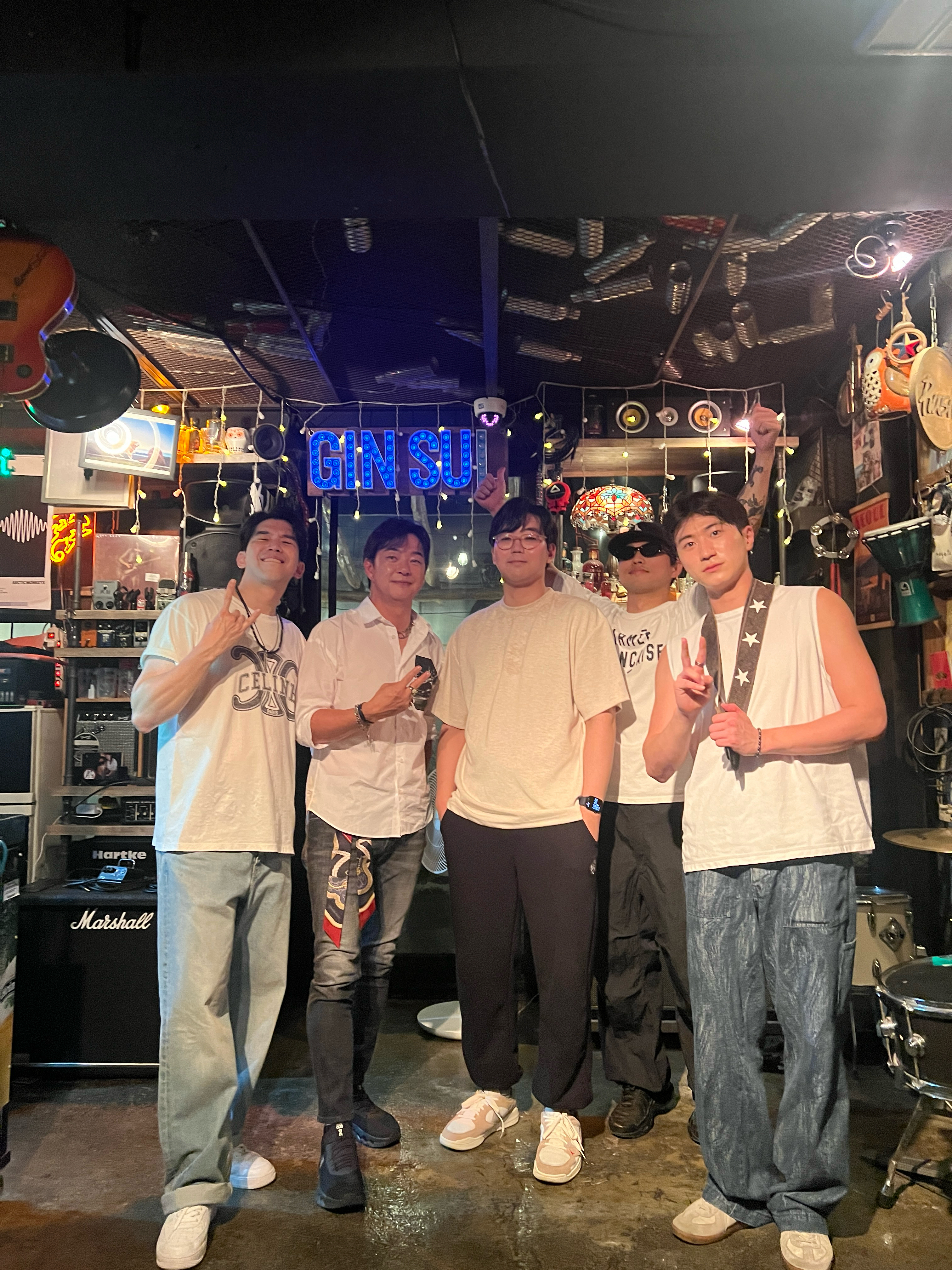 신사동 러쉬바 공연 사진